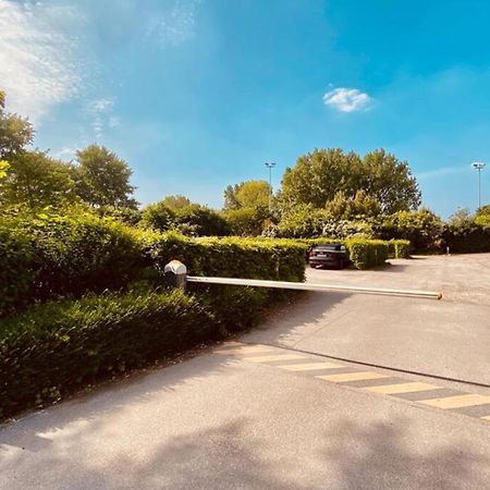 6-Person Apartment With Swimming Pool Tennis Court And Free Parking 25 Le Touquet Esterno foto