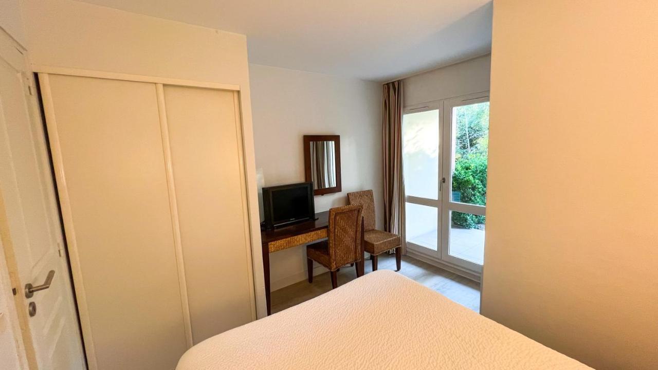 6-Person Apartment With Swimming Pool Tennis Court And Free Parking 25 Le Touquet Esterno foto
